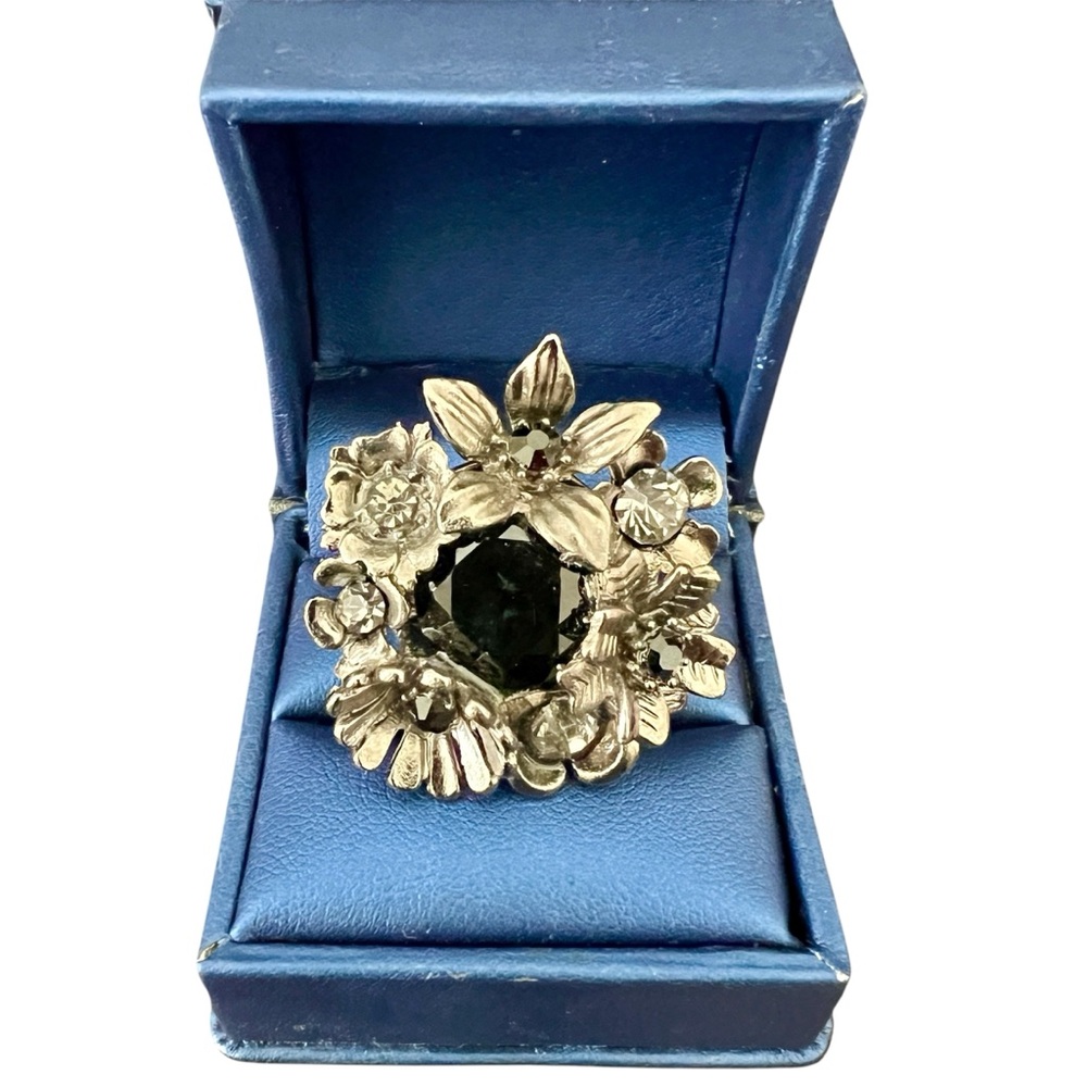 5/$20 Floral Costume Ring with Black Stone- Elastic Band
